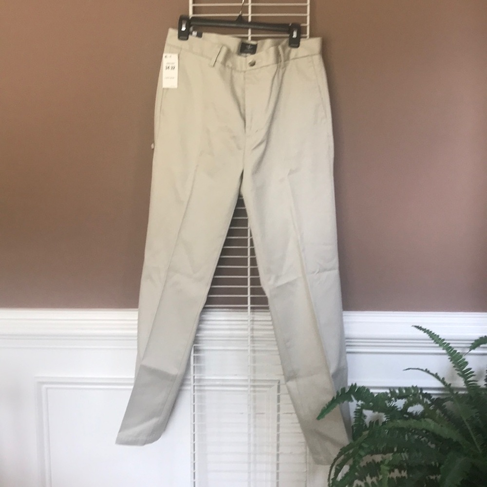 Men’s Dockers Slim fit flat front khaki pants